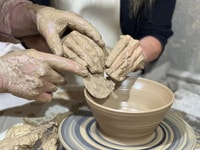 Pottery Workshop - Housity