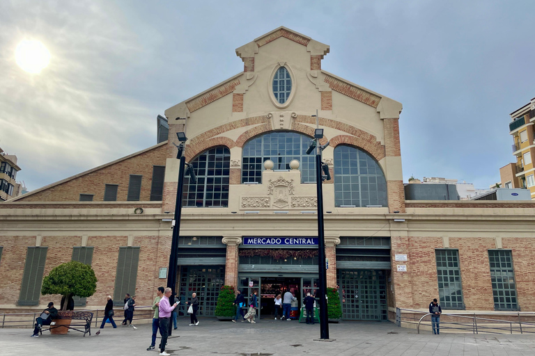 Alicante; Visit the Plaza de Toros with the Castle or Central Market, with tapas Alicante; Visit the Plaza de Toros with Castle or Central Market, with tapas