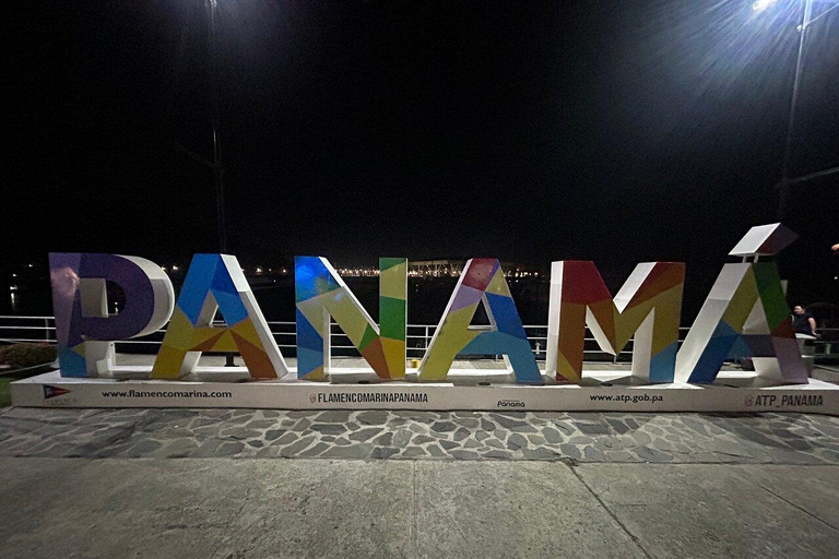 Tour notturno di Panama City: vista a 360° e vita notturnaDall'aeroporto di Tocumen