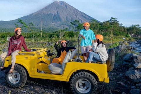 Mount Semeru Jeep Lava Tour from Surabaya/Malang/Pronojiwo Mount Semeru Jeep Lava Tour from Malang
