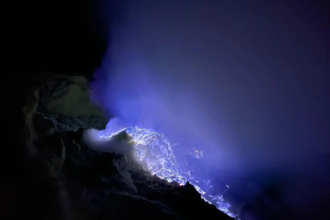 Ijen Crater Blue Fire Night Hike From Bali: Ijen Blue Fire with Pick-up & Drop-off Bali