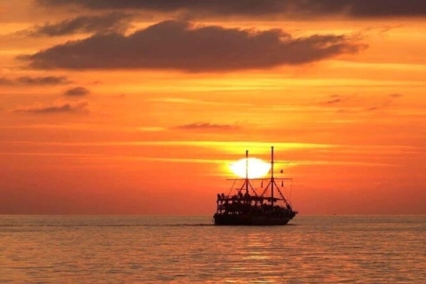 Alanya Sunset Boat: Olśniewający wieczorny rejs