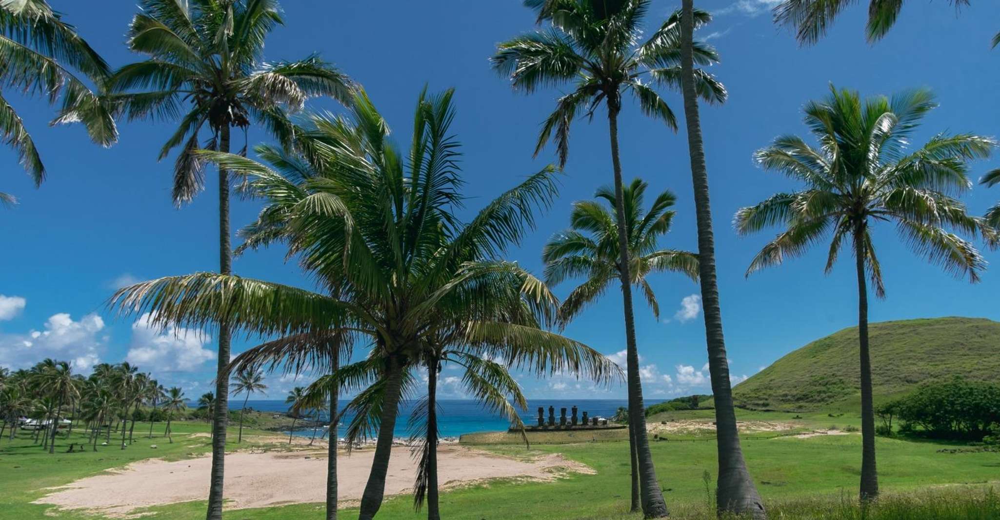 2 days - Easter Island Highlights - Housity