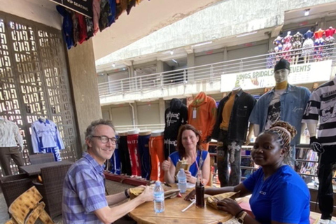 Kampala: Guided Food Tour with Local Drinks and Snacks