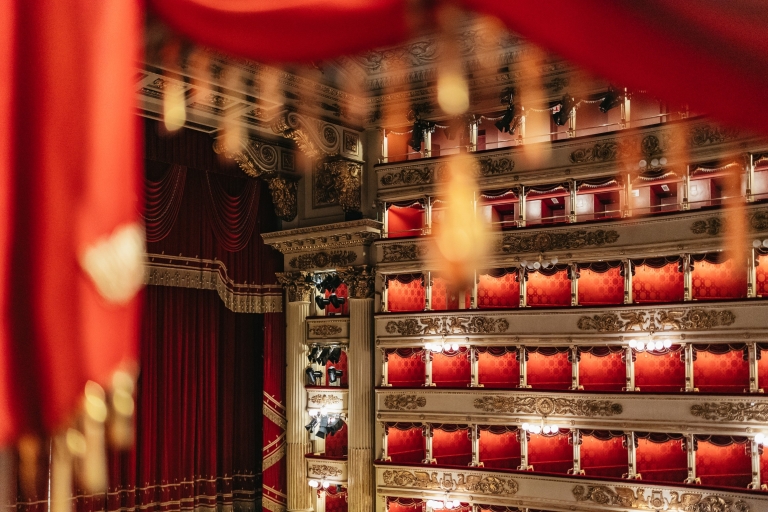 Milan: La Scala Theatre Guided Experience Italian Tour