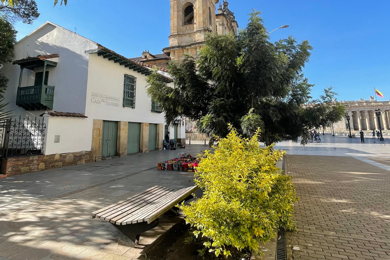 Bogotá: Architecture and Interior Design Recording Class with iPhone