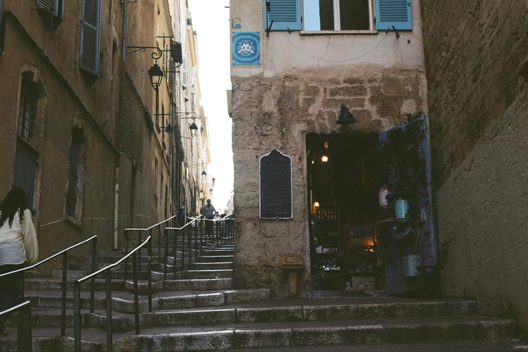 Multicultural Marseille: history, literature and music French-speaking tour