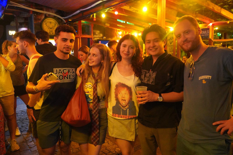 Amburgo: Pub Crawl di Reeperbahn con shot e giochi