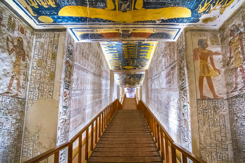 Cairo: 8-Day Egypt Highlights with Cruise, Flights & Balloon