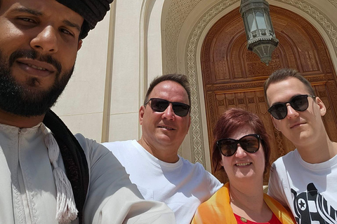 Salalah Highlights Tour: Heritage Sites, Markets &amp; Beach