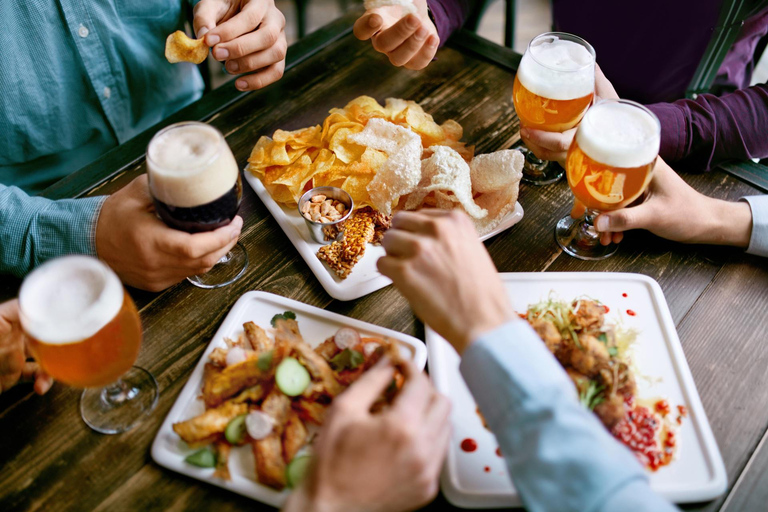 Norwegian Beer Guided Tasting Tour of Oslo Bars & Pubs 4-hour: Private Tasting of 8 Beers and Food