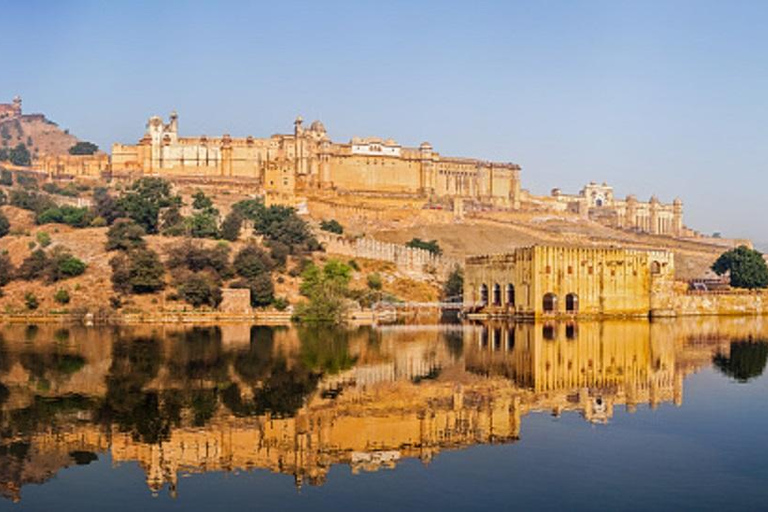 Classic Golden Triangle Tour: Delhi, Agra & Jaipur in 3 Days Private Tour with 5-Star Hotel, Guide & AC Car