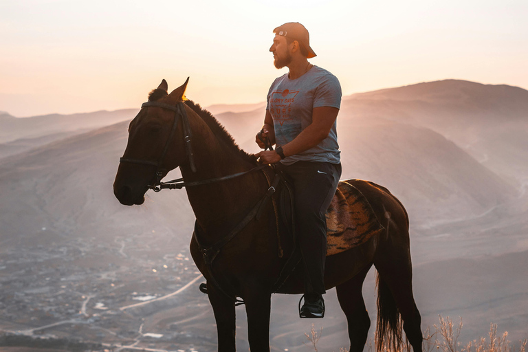 Puerto Princesa: Private Horseback Ride with 360° Views