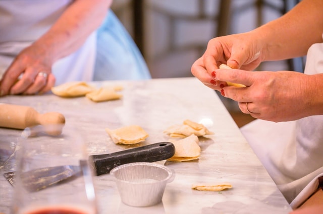 Cooking Class with Carbonara, Pesto Making, Lasagna, Cannoli