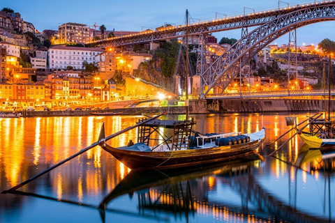 Porto: City Tour with Lello Bookshop and Wine Cellar Visit