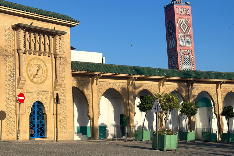 walking tour to the old town of tangier