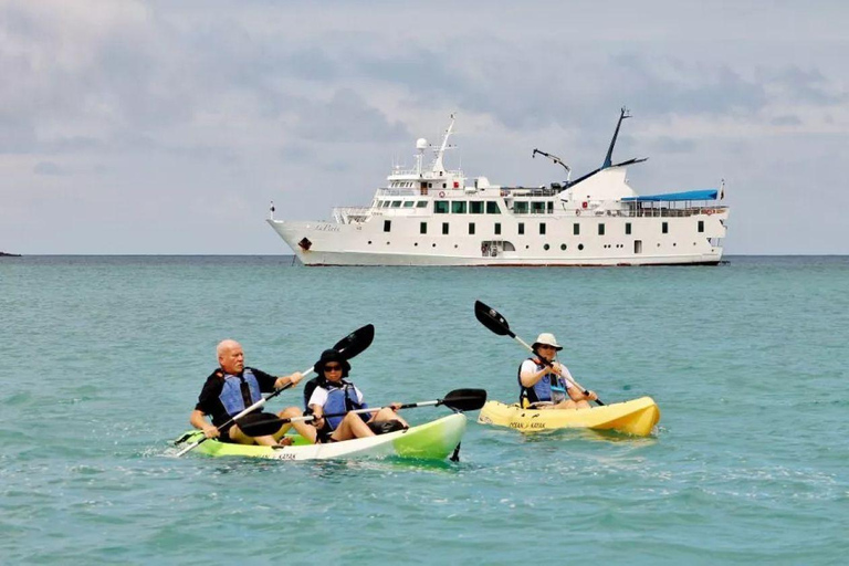 Santa Cruz: Kayaking and Snorkeling Adventure in Academia Bay