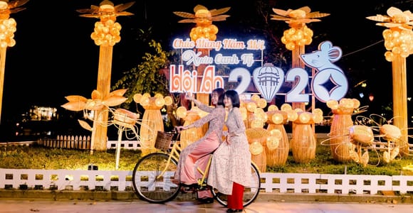 Hoi An: Hoai River Lantern Boat Ride with Spa Discount