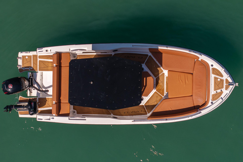 Zakynthos: Private Boat Tour with Skipper & Snorkeling