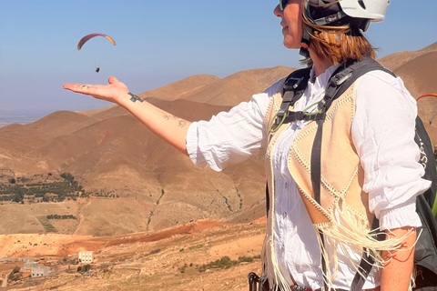 Avventura a Marrakech: parapendio, giro in cammello e colazione