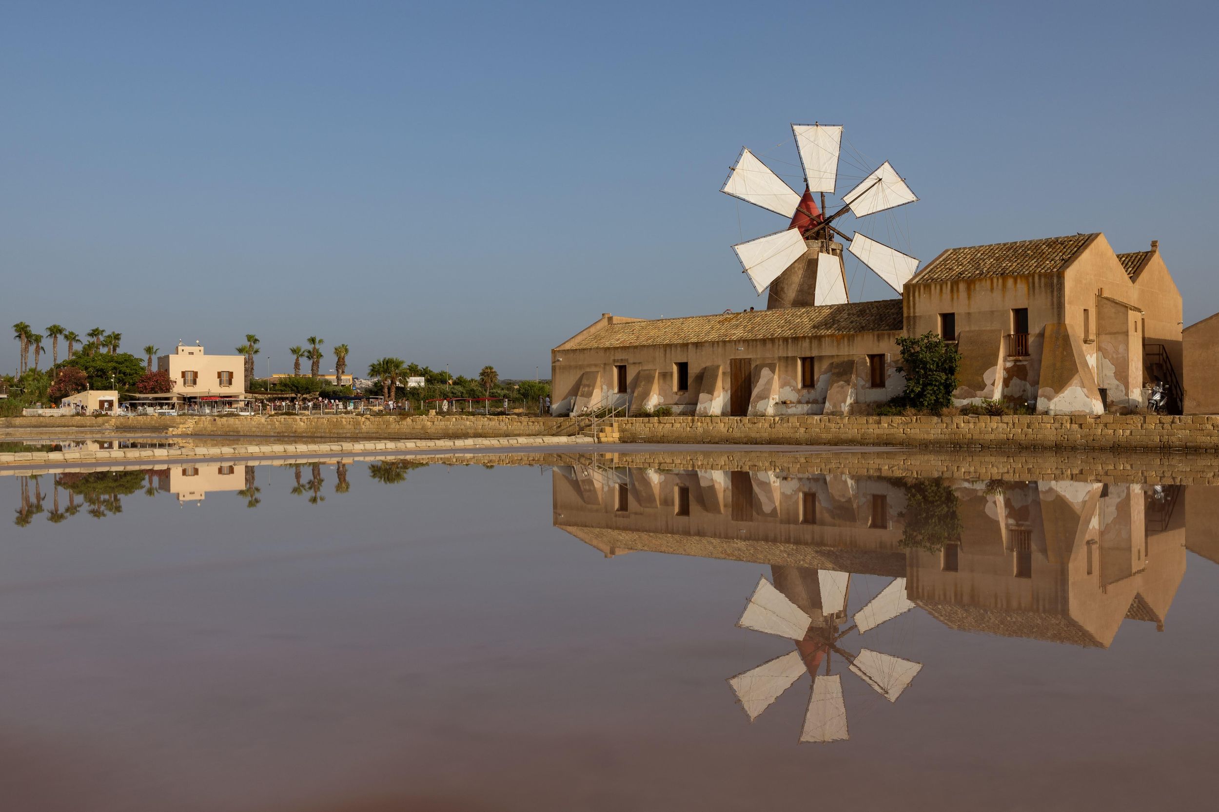 Marsala: Frühstück und Besuch der Salinen von Marsala