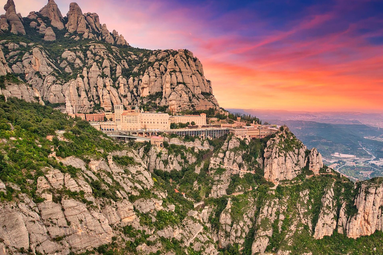 From Barcelona: Montserrat Full-Day Guided Tour