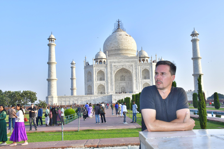 Agra: Guided Tour of Taj Mahal, Agra Fort and Fatehpur Sikri Local Expert Tour Guide Only