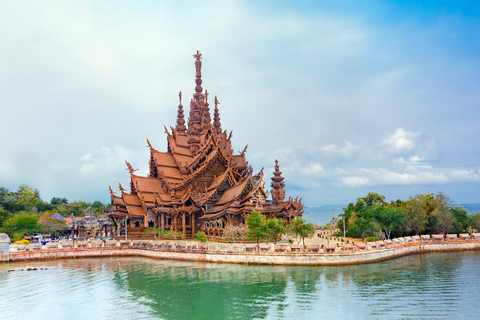 Bangkok & Pattaya Pickup: Evening Sanctuary & Alcazar Show Standard option with Bangkok hotel pickup