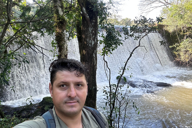 Visite privée d&#039;une journée au Brésil et en Argentine à côté des chutes d&#039;IguassúVisite privée d&#039;une journée des côtés brésilien et argentin des chutes