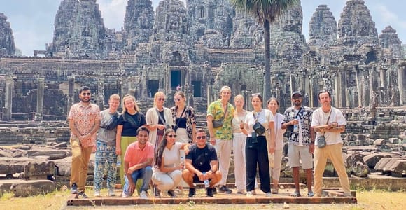 Small-Group Explore Angkor Wat Sunrise Tour with Guide