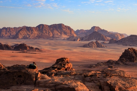 Desde Ammán o el Mar Muerto Excursión de 2 días a Petra y Wadi RumDesde el Mar Muerto