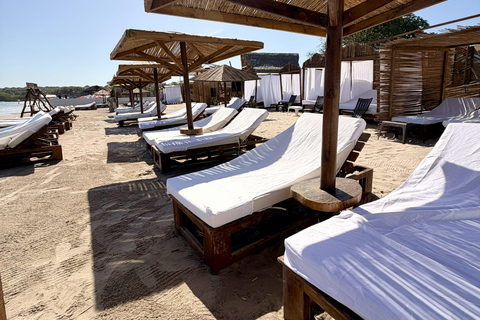 Cartagena: Luxury Day at Tierra Bomba in Ancestral Lounge with Lunch
