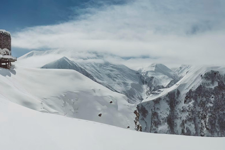 From Tbilisi: Kazbegi Private Day Trip with Hotel Pickup
