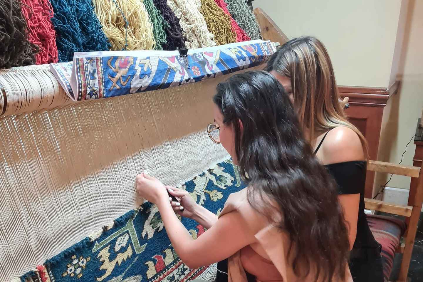 À Erevan : Explorez l'Art du Tapis Arménien