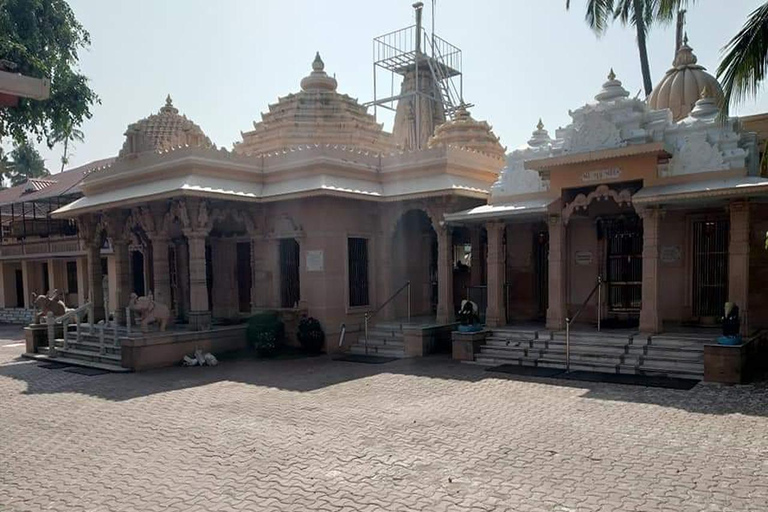 Kochi: Tuk-Tuk-Ausflug mit versteckten SchätzenKochi: Ausflug mit dem Tuk-Tuk zu versteckten Schätzen