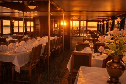 Stockholm: Archipelago Dinner Cruise with Buffet
