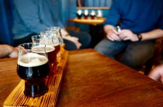 Berlin: Geführte Craft Beer & Cultural Tour mit Snacks