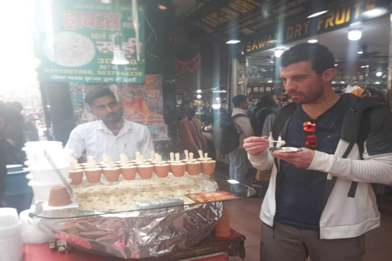 Agra: Street Food Walking Tour med provsmakningar