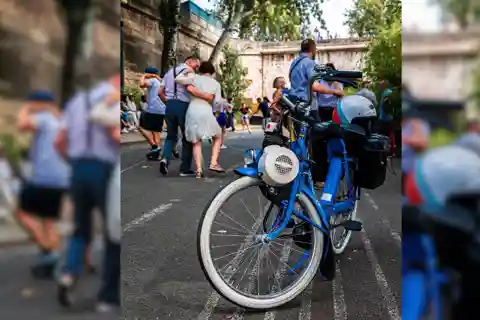 Privat tur i det intellektuella Paris med franska vintage-cyklar