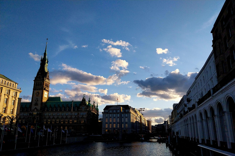 Hamburg: Guided Foodie Walking Tour with Tastings Hamburg Secret Food Tour