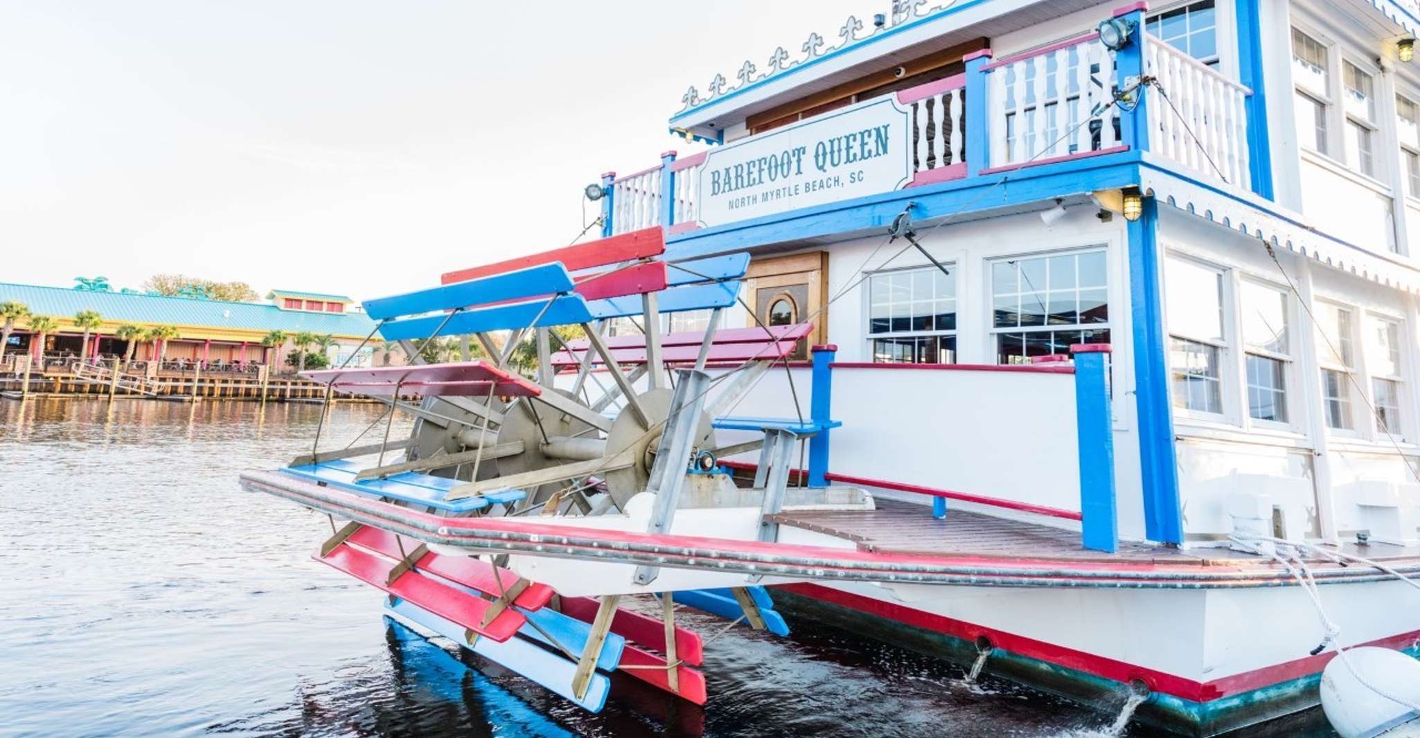 North Myrtle Beach, cena crucero en un bote de padel rueda - Hizvo