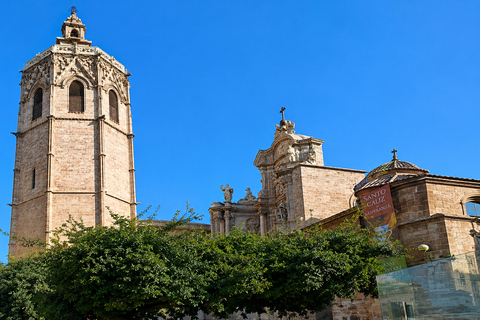 Valencia Old Town: Guided Tour in German with an Official Guide (Small Group) Valencia Old Town: Small Group City Tour in German