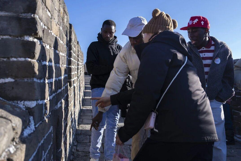 Beijing: Mutianyu Great Wall Guided Tour with Toboggan Ride Private tour guide+private driver+ticket