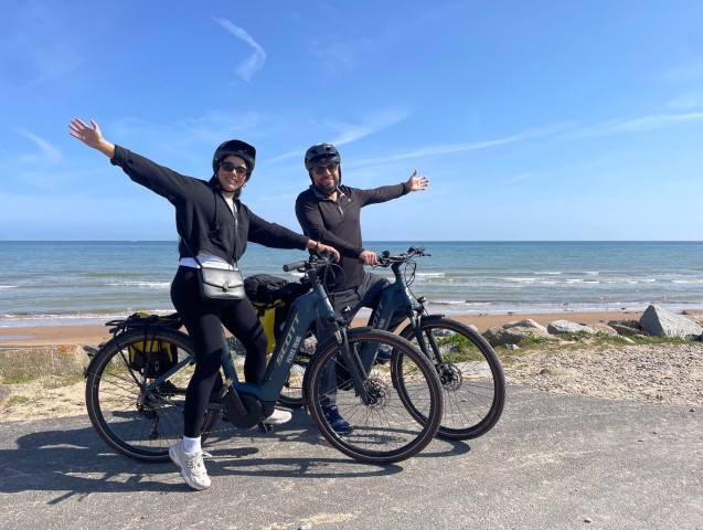 Visit Omaha Beach  Guided Electric Bike Tour in Port-en-Bessin-Huppain, France
