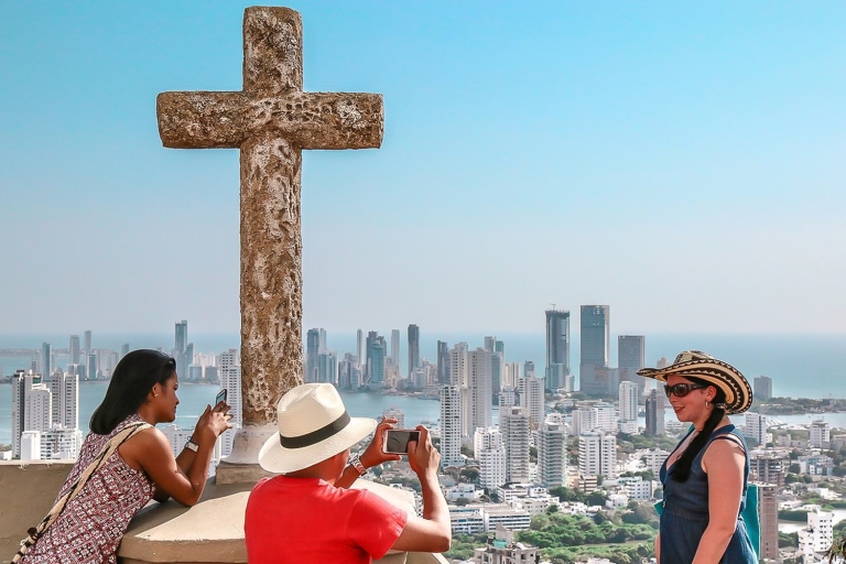 Cartagena: wycieczka z przewodnikiem, z klasztorem La Popa i San FelipeCartagena 4-godzinna wycieczka z przewodnikiem po mieście