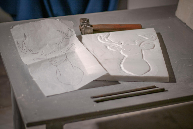 Marmorschnitz-Workshop: Erschaffe dein eigenes Symbol der Stärke