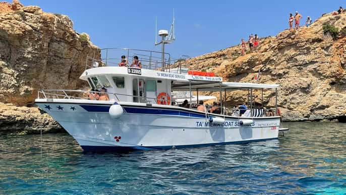 Comino: Passeios de barco particulares, paradas para nadar e passeios pelas cavernas
