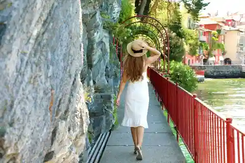 Milano: Lago di Como, Bellagio e Varenna con tour privato in barca