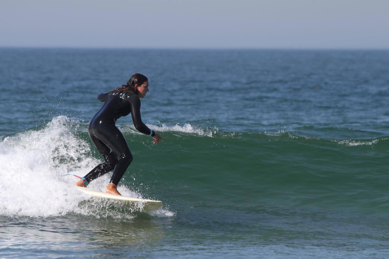 Lisbon: Surfing Lesson with Instructor and Equipment