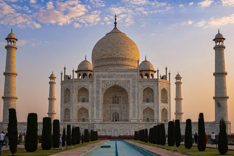 From Delhi: Agra Day Trip with Taj Mahal and Agra FortAC Car and Tour Guide Service Only